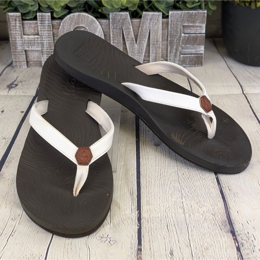 Reef Zen Love Sandals Flip Flops